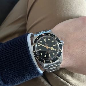 Meet your Posher, Angelo